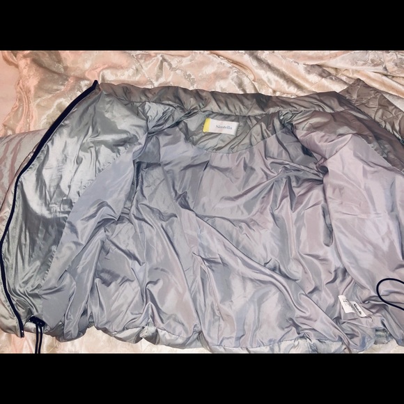 WARM White Duck Down Designer Jacket - Picture 3 of 3